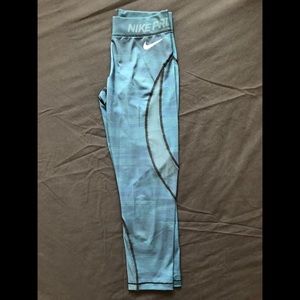 Nike Pro Capri Leggings